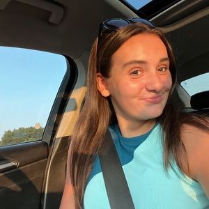 Meet your Posher, Hailey